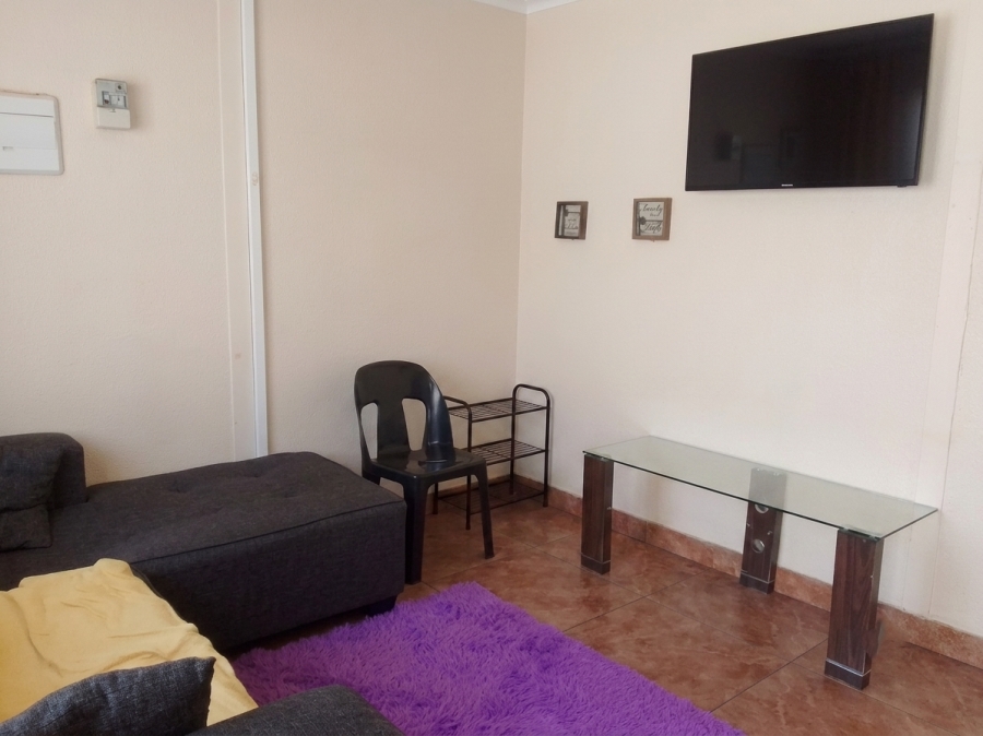 2 Bedroom Property for Sale in Tlhabane West North West
